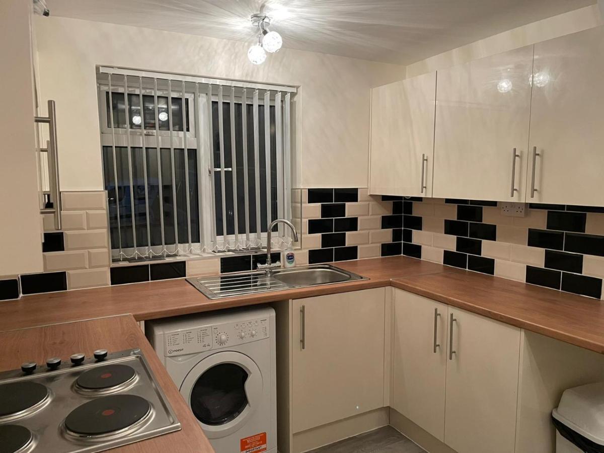 Elegant Devon Villa Luton  Dış mekan fotoğraf