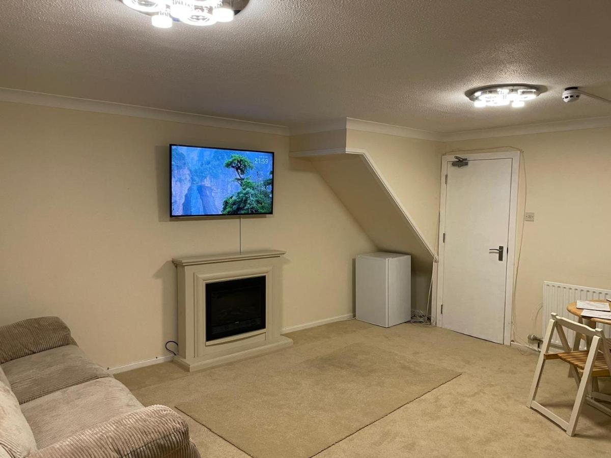 Elegant Devon Villa Luton  Dış mekan fotoğraf